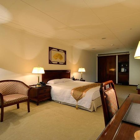 King'S Paradise Hotel Zhongli Exterior photo